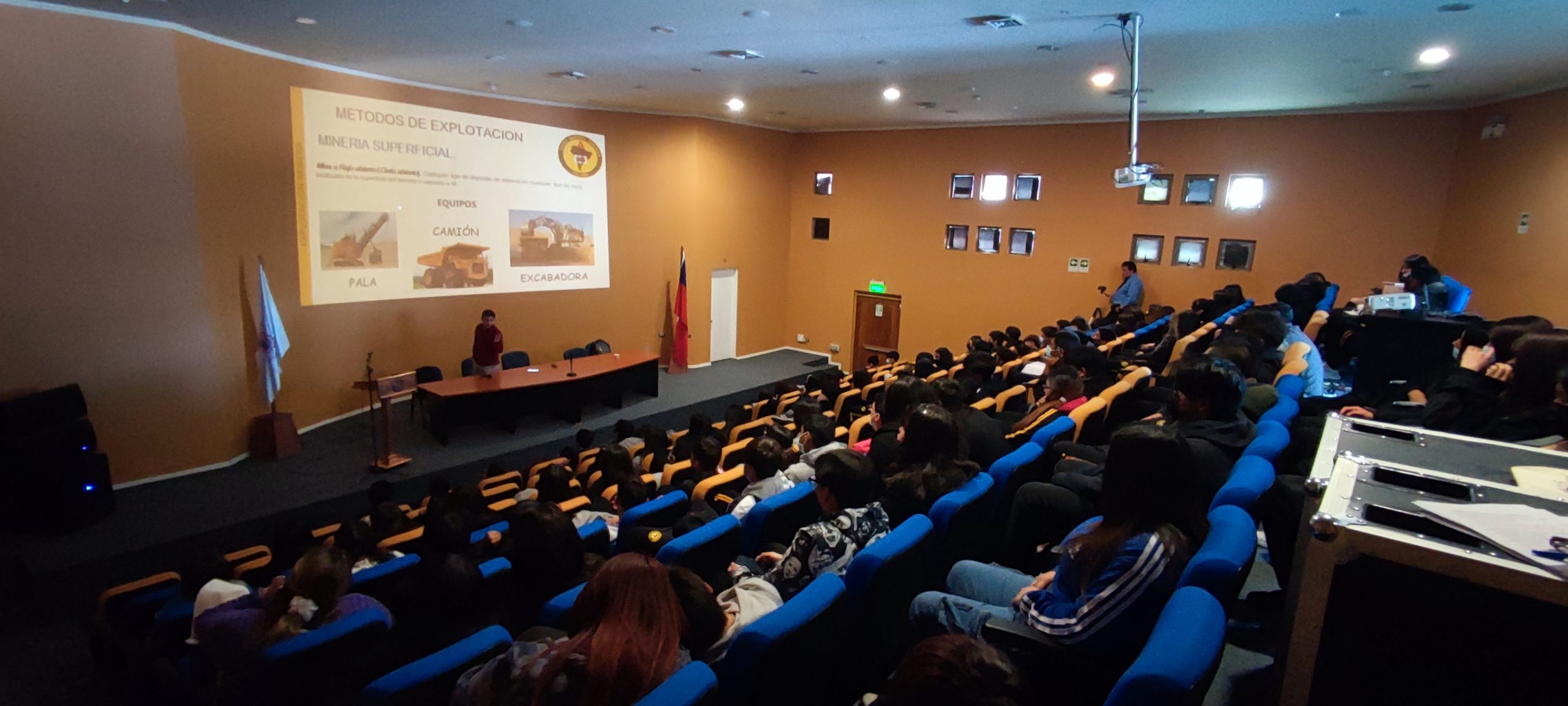 ESTUDIANTES DEL LICEO B-10 MINERO AMÉRICA PARTICIPARON DE IMPORTANTES ...